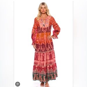 NWT Farm Rio Ainika Print Macaws maxi dress. Size small
